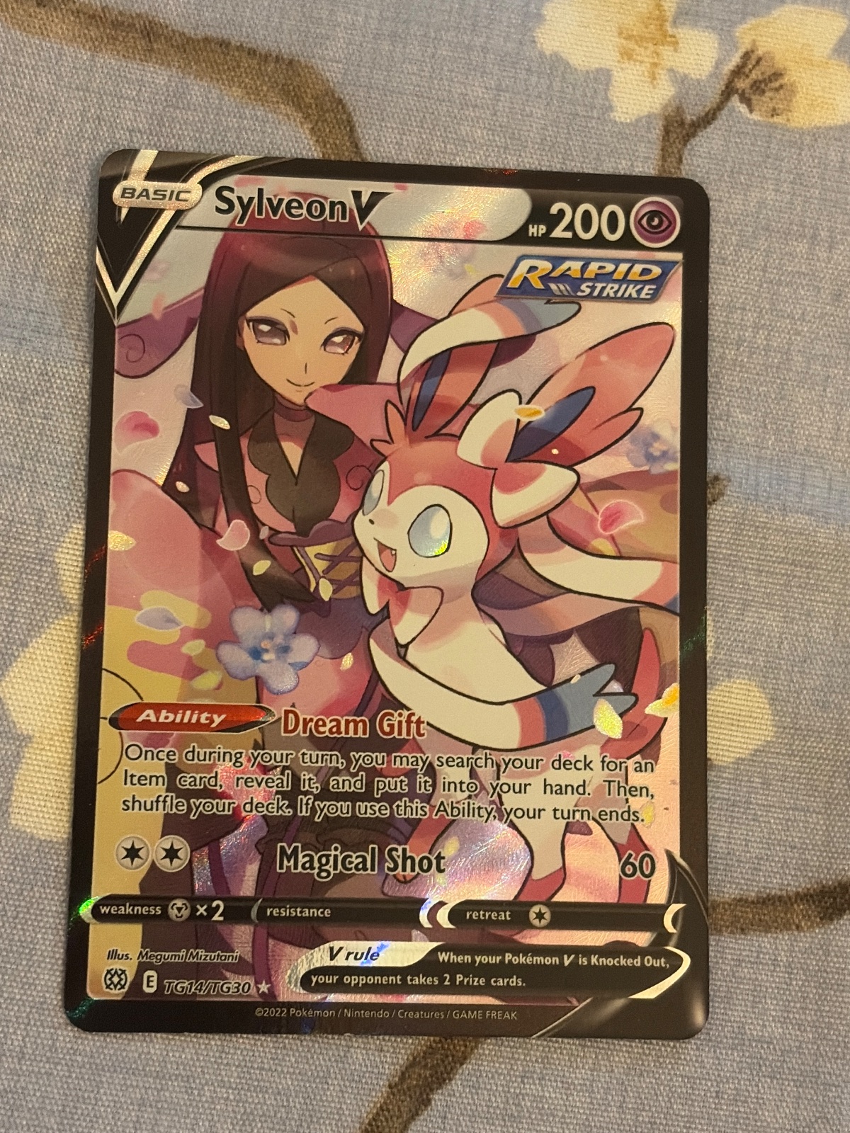 Sylveon V from Brilliant Stars Trainer Gallery